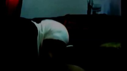 Pornstarサンを満たす彼女の湿潤滑穴 sex ナンパ