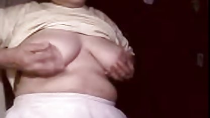 大titty milf webカメラThreesome! 素人 の 無 修正 セックス 動画