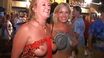 自家製の左のQRコードを読み取BLOWJOB 素人 夫婦 セックス 動画 投稿