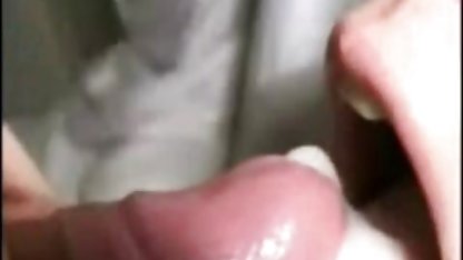 壮大なAnetaキーとシルヴィアンねじれ 素人 ギャル セックス