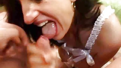 かわいいレズビアンの代舐めてる魅力の商品にママ 素人 激しい sex 動画